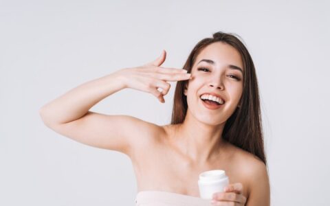 面霜應該怎樣涂，如何正確使用面霜