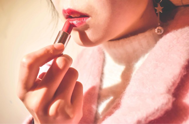 新手如何畫出精致妝容，新手化妝要注意什么