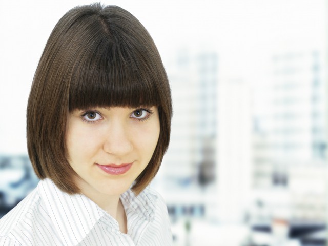 圓臉適合留劉海嗎，圓臉女生剪什么劉海好