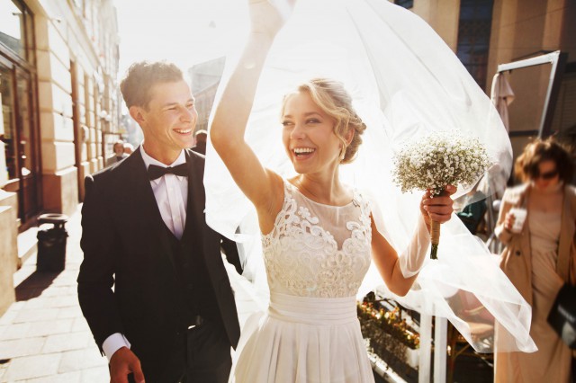 老婆出軌了最聰明的處理方法，另一半背叛婚姻怎么冷靜應對？