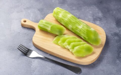 涼拌萵筍怎么做熱量低，低熱量料理涼拌萵筍做法步驟